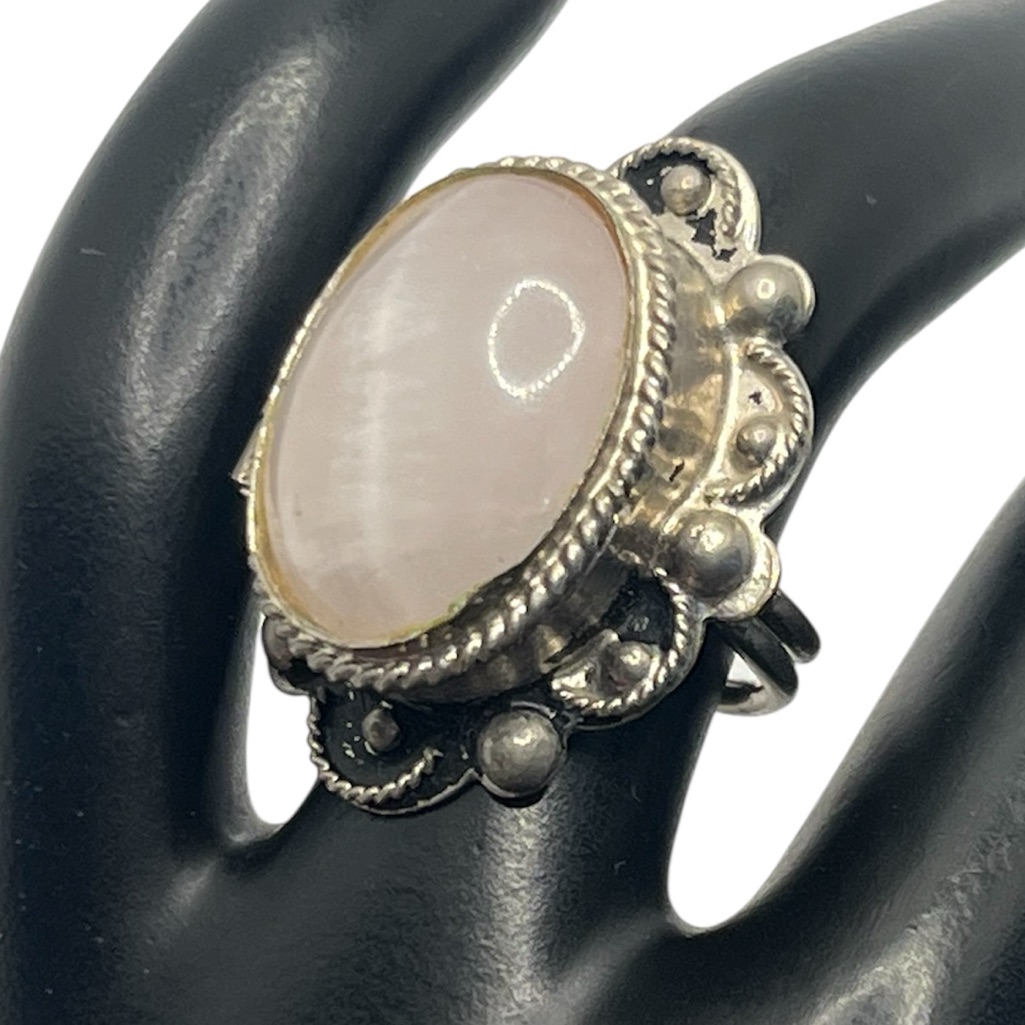 Poison Secret Compartment Ring Oval Cabochon Stone Silver Tne Adjustable Vintage